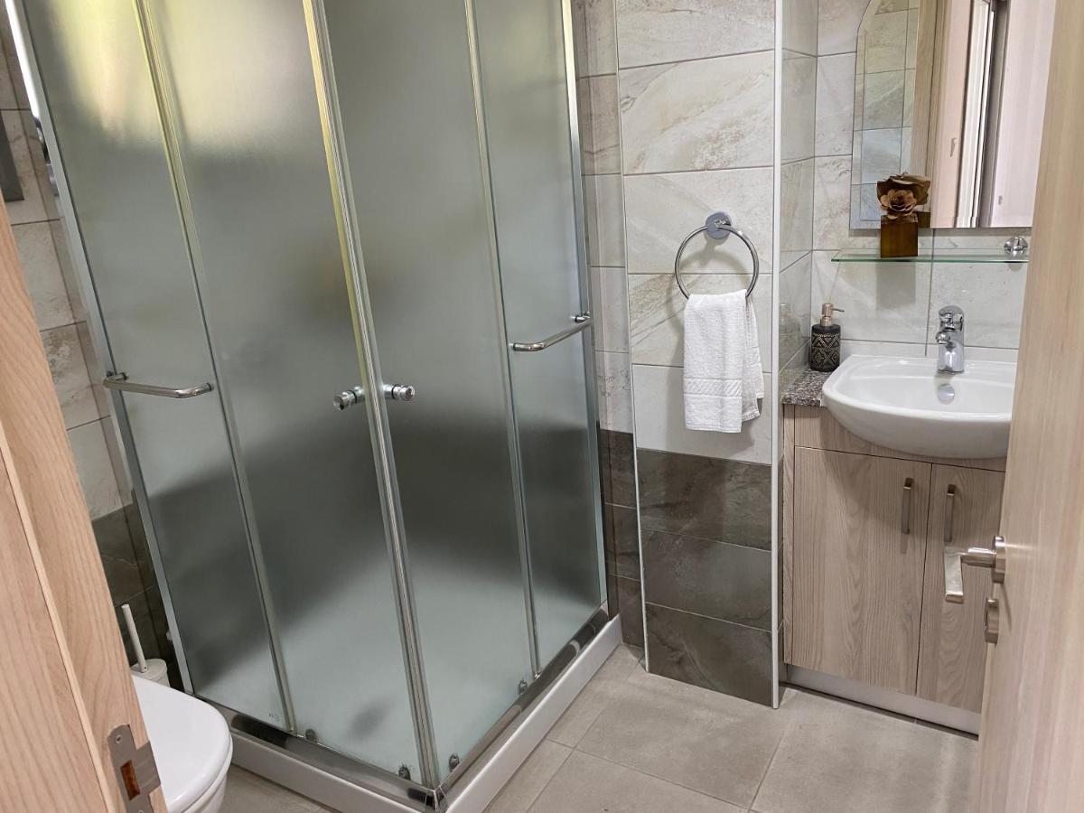 Modern City Center Apartment Saripolou 2 Limassol Luaran gambar
